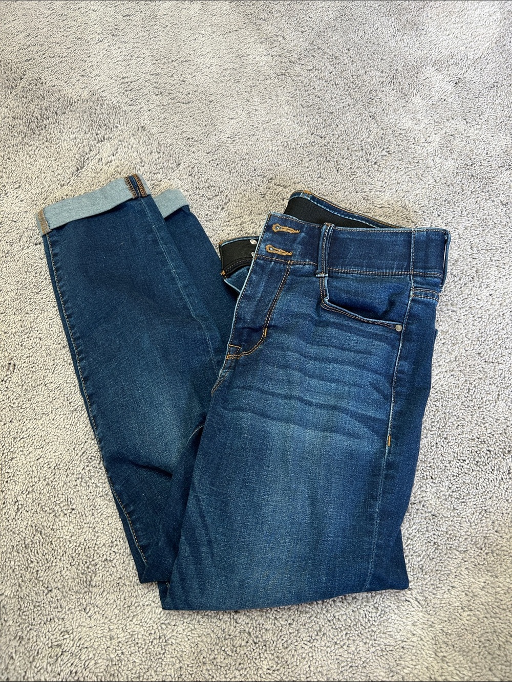 Apt. 9 Dark Blue Cropped Ankle Jeans